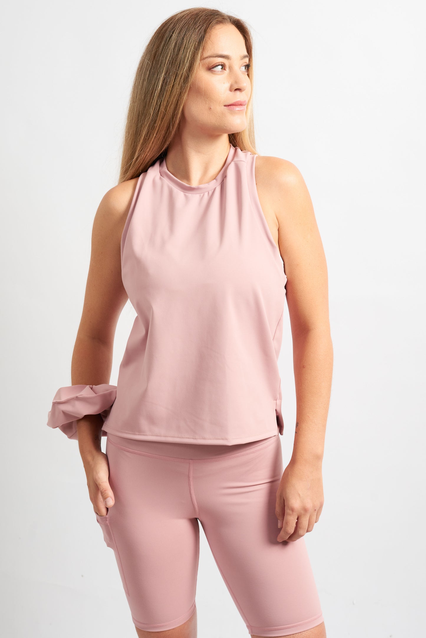 Polera sin mangas liviana Rosa Latte