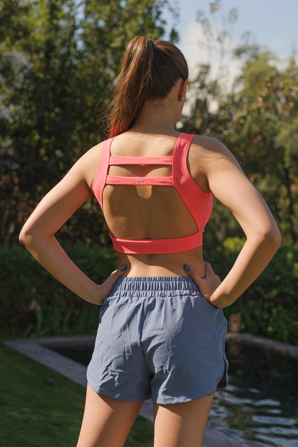 Short con pretina alta, calza incorporada Cloudy