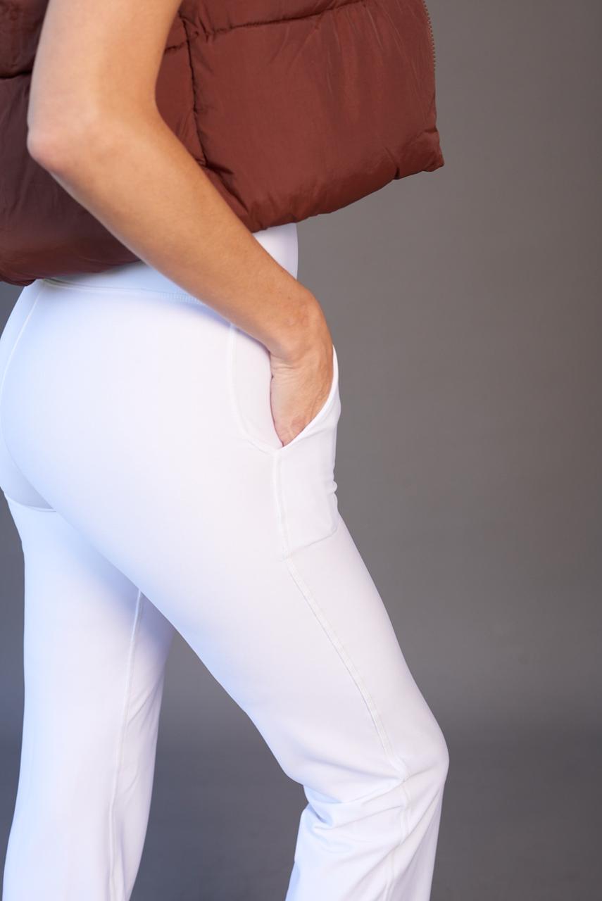 Leggins Calza Flare Crema Blanca Cintura Alta