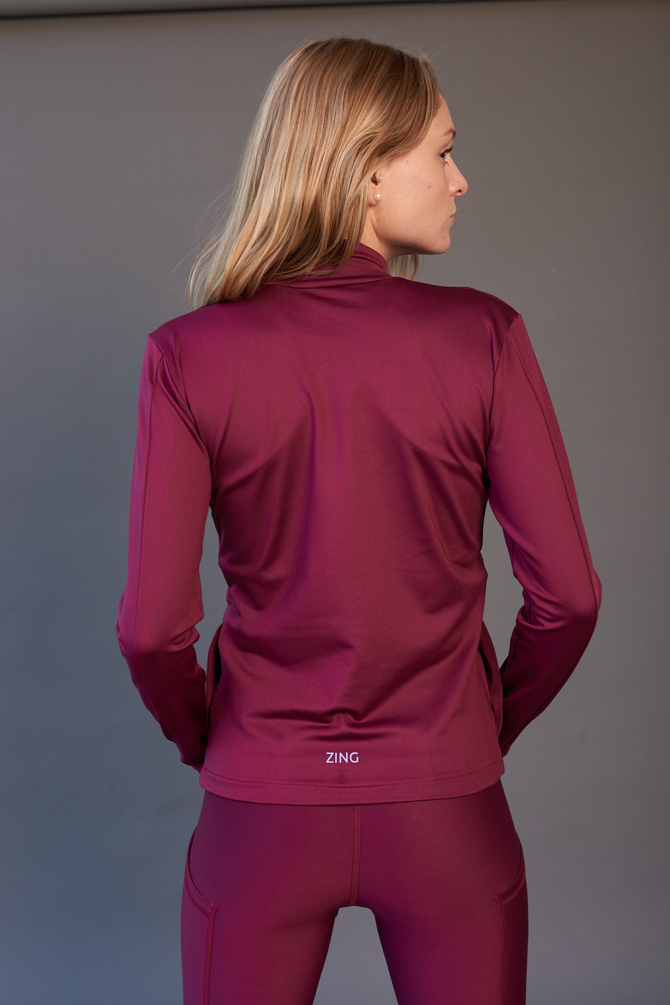Chaqueta Deportiva Uva morada cierre