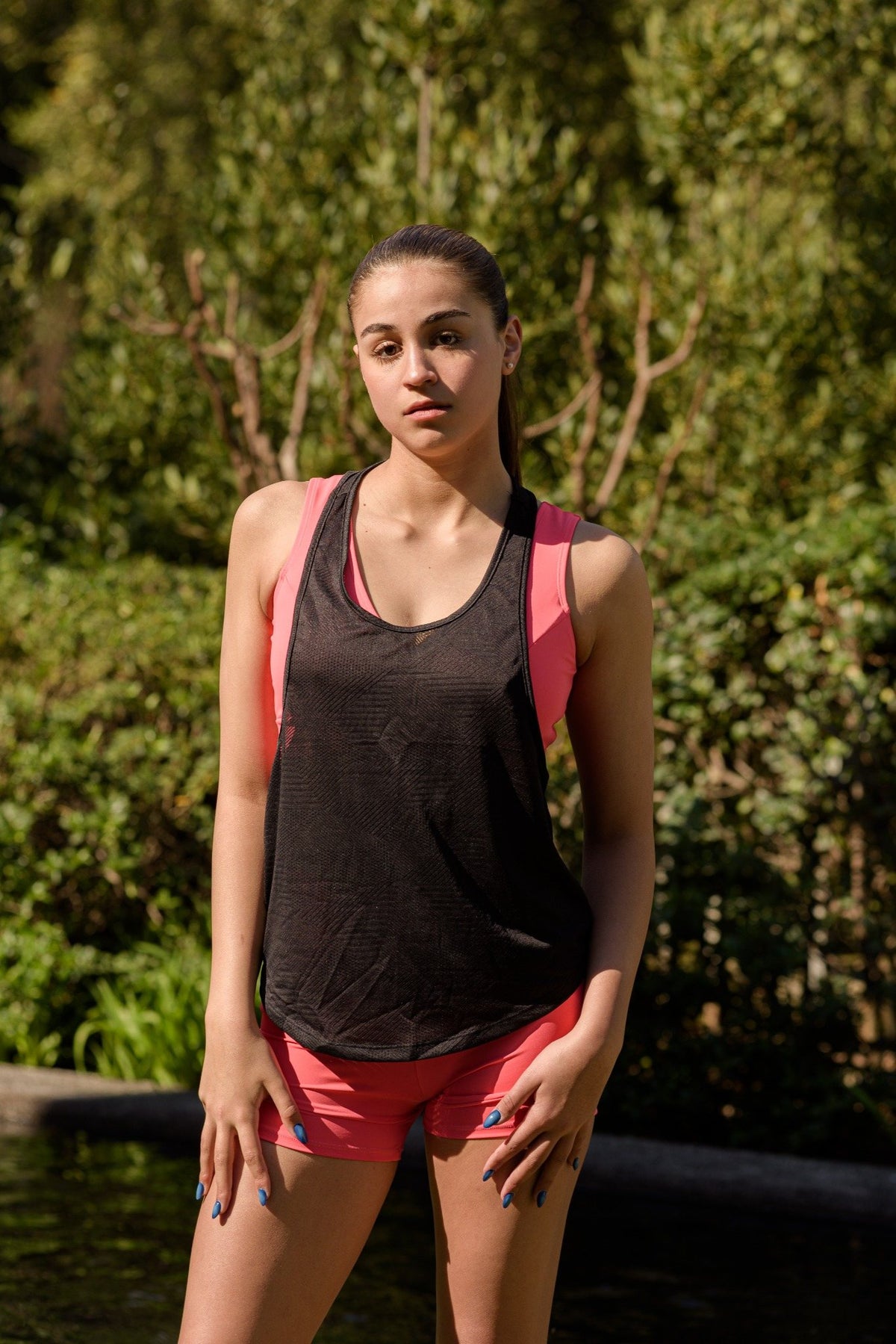 Polera Negra Sin Manga Deportiva