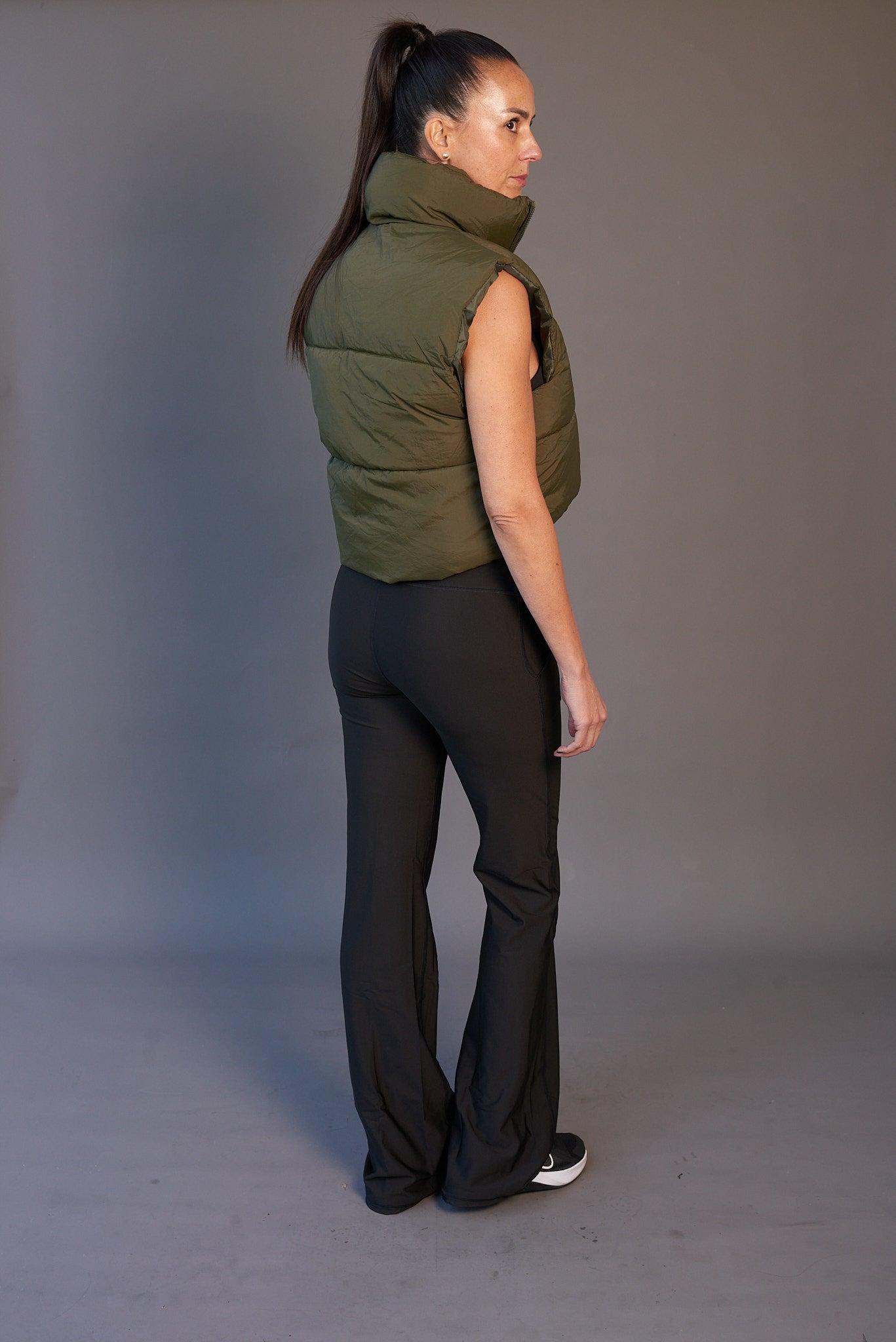 Parca pufa Deportiva verde militar
